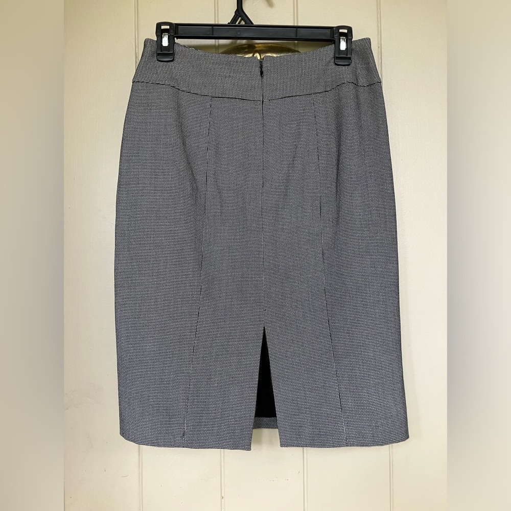 White House black market houndstooth pencil skirt - Picture 8 of 10